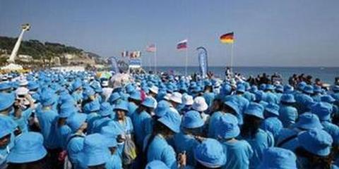8000人组团游韩国 人海旅游团成直销行业惯例